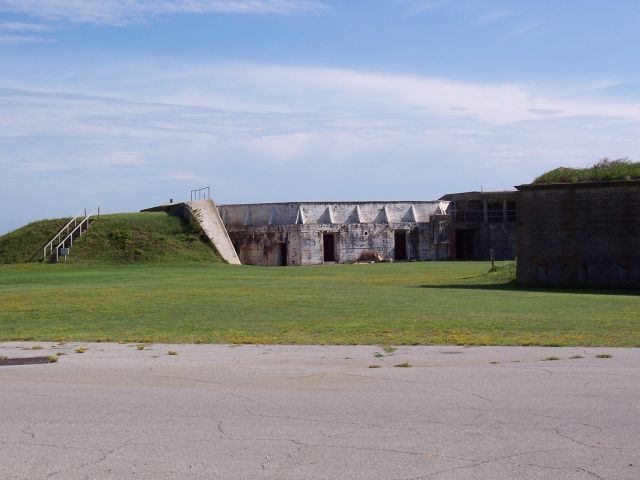 100_0300