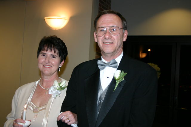 Jerry & Vicki Graham await
