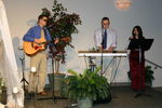 Lee Chewning, Paul Yurksaitis, & Alicia Wilkinson lead worship