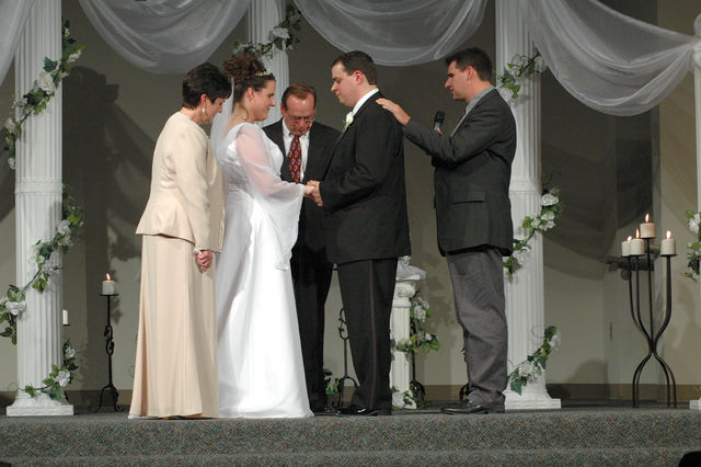 prayer time with Vicki Graham & Wes Foy