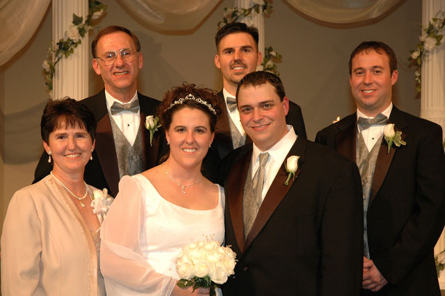 Vicki, Jerry, Michael, & Jonny Graham (Jen's family) with Jen & Mike Jolly