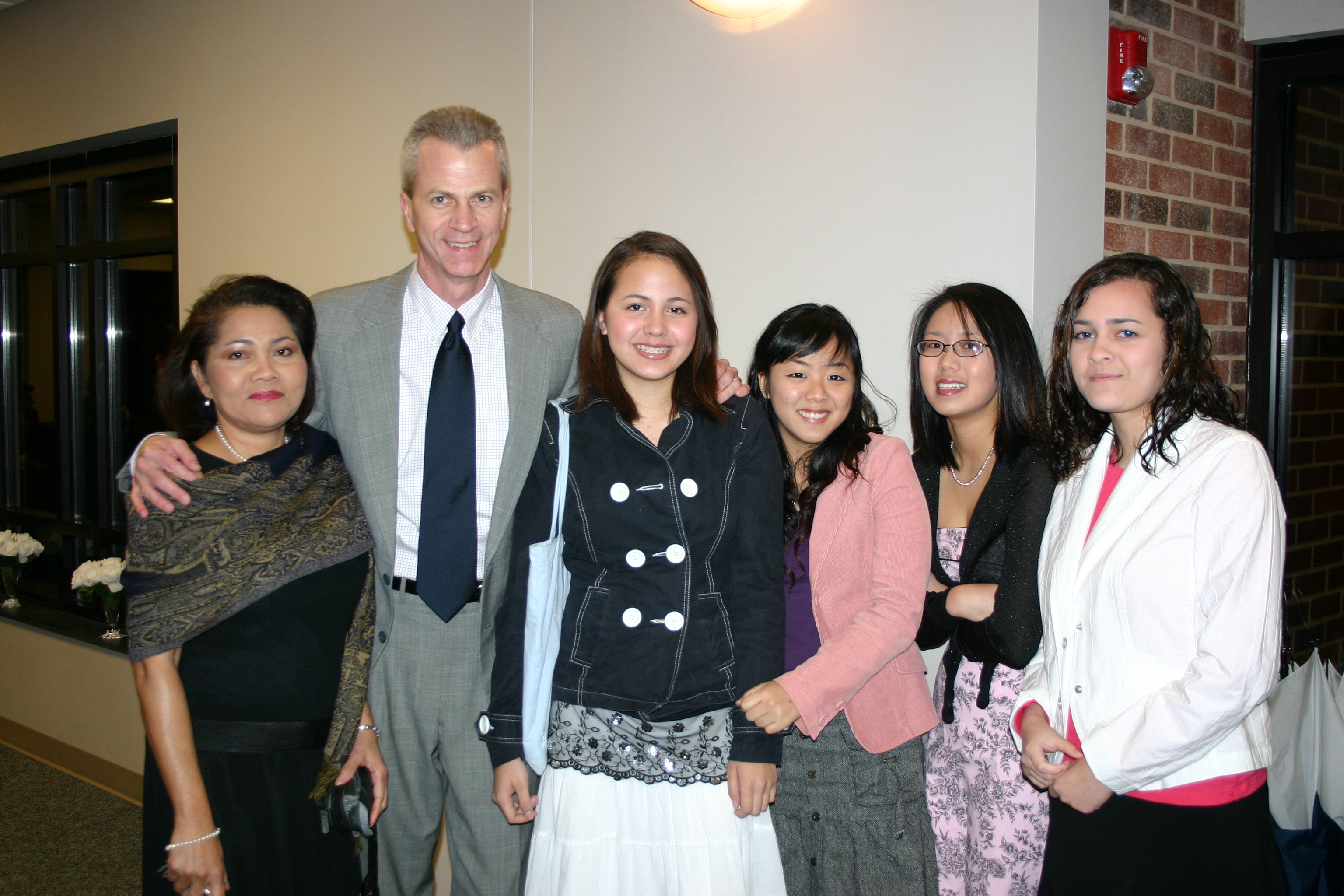 Sai, Don, Alicia Hill; Ju Young Park; Eileen Klaiklung; Amanda Hill